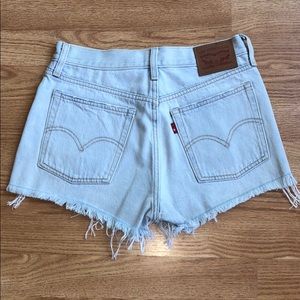 Levi’s Wedgie Fit Shorts
